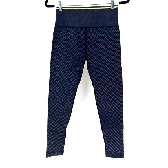 Soul Cycle Women's  Miles and Miles Tight Black - Medium - Picture 5 of 7